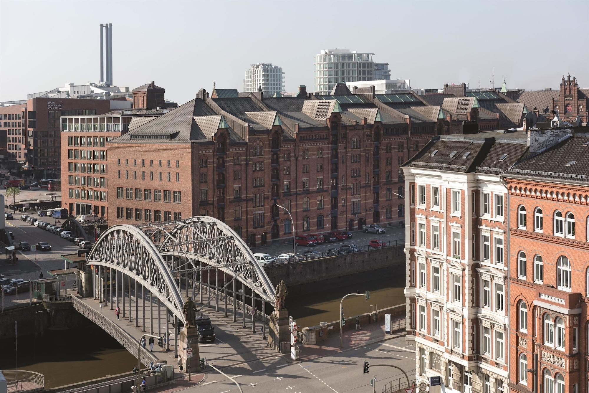 Adina Apartment Hotel Hamburg Speicherstadt Exterior foto